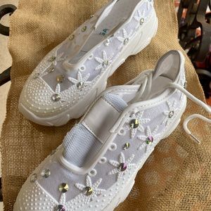 Wedding sneakers. Size 8